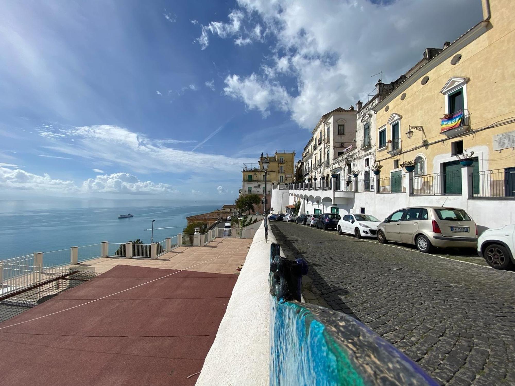 Casa Vacanza: The Wind Rose Vietri sul Mare
